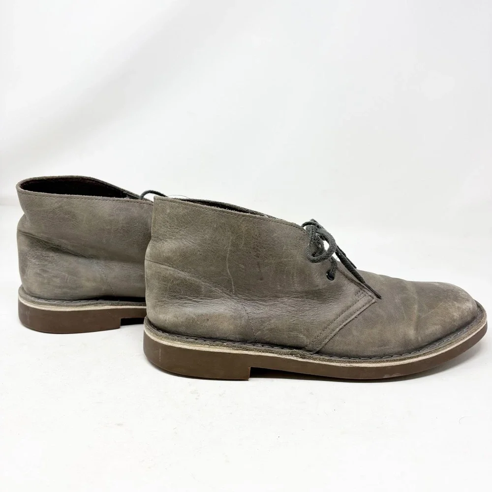 Clarks Desert Grey Leather Chukka Ankle Boots Mens Size 8.5 Lace Up Round Toe